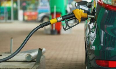 Benzine 11 kuruş indirim..