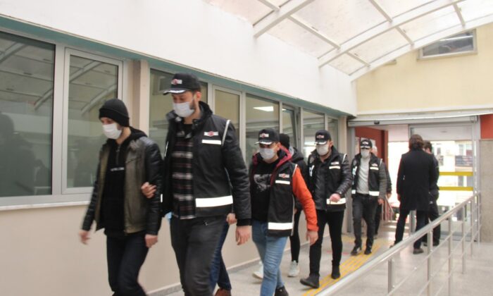 FETÖ’nün mahrem abisi tutuklandı!.