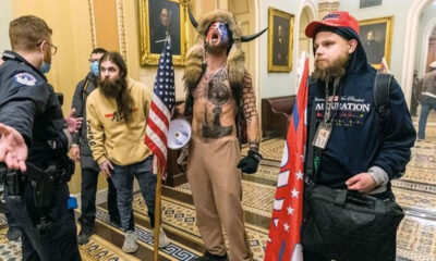 Kongre binasını basan boynuzlu adam karşıya geçti! “Trump bize ihanet etti!.”