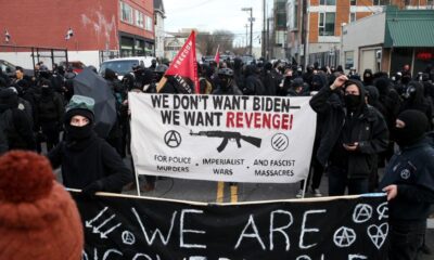ABD’de sokaklar karıştı, Antifa Demokrat parti binasını bastı!.