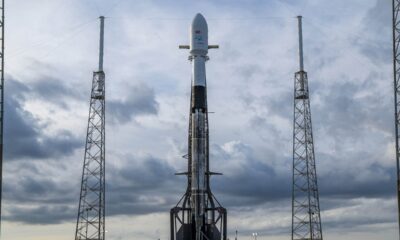 İlericiler ülkenin her karışına heykel dikerken Yobazlar uzaya TÜRKSAT 5A uydusu gönderid!.