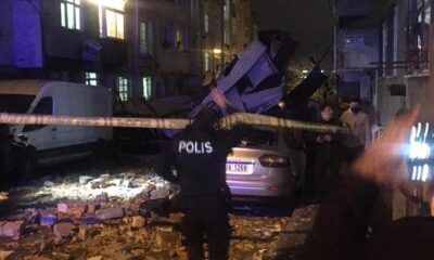 İstanbul’da fırtına! Çatılar uçtu, ağaçlar devrildi!.