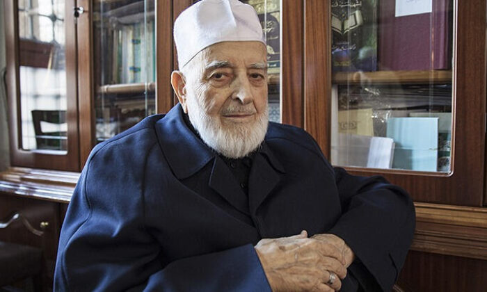 Muhammed Emin Saraç Hoca hayatını kaybetti!.