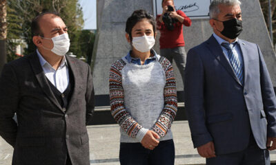 Evden canlı derse katılan öğretmen, gürültü yaptığı iddiasıyla komşuları tarafından darp edildi!.