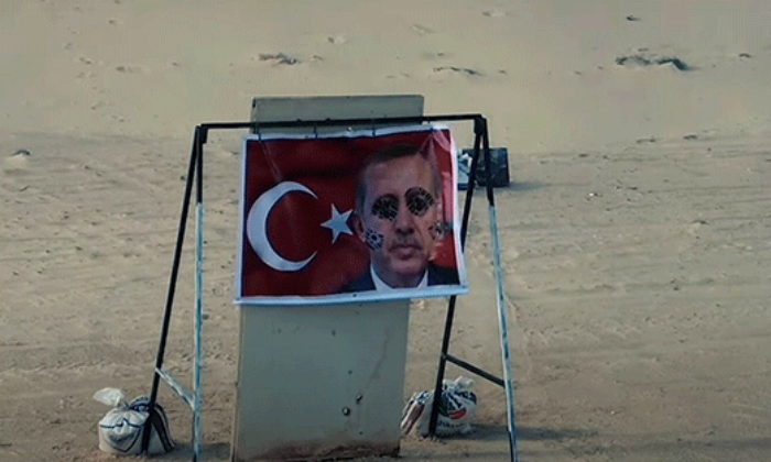 İyice kaşınmaya başladı! Darbeci Hafter, tatbikatlarında Başkan Erdoğan’ı hedefe koyuyor!.