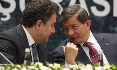 Gavur işi gücü bıraktı AK Parti’den kovulan Edi ile Büdü’yü cilalamaya başladı!.