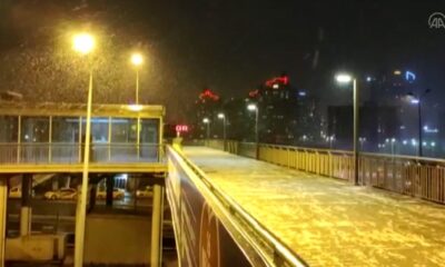 İstanbul’da beklenen kar yağışı başladı!.