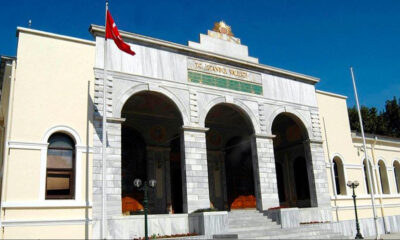 İstanbul Valiliği, Boğaziçi provokasyonuna ilişkin tahrik edici paylaşım yapan 2 kişinin tutuklandığını duyurdu!.