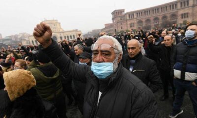 Ermenistan’da tansiyon düşmüyor! Paşinyan karşıtları, parlamento binasının çevresinde toplandı!.