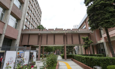 İzmir’de başörtülü öğrenciyi okula almayan ilkokul yöneticisi ve öğretmen açığa alındı!.