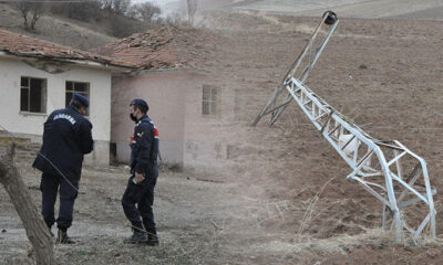 Yozgat’ta dev hortum! 3 köyde hasar var!.