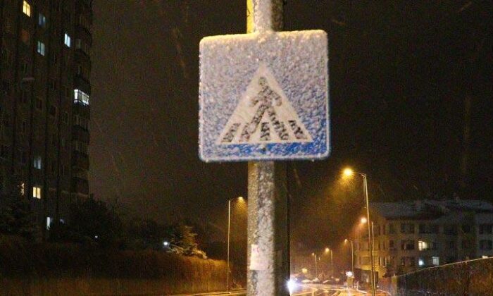 Başkente kış geri geldi! Ankara kara teslim..
