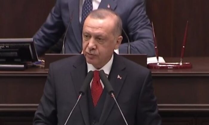 Cumhurbaşkanı Erdoğan partisinin grup toplantısında konuşuyor!. (canlı yayın)