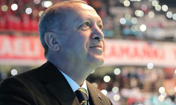 Cumhurbaşkanı Erdoğan, Norveç’i mağlup eden Milli Takım’ı tebrik etti!.