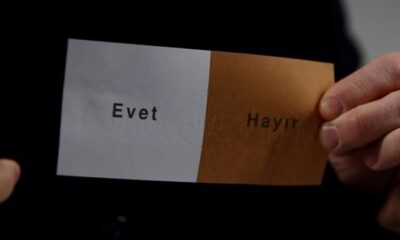 Türkiye yeni anayasa için referanduma mı gidecek?.