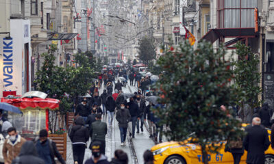 İstanbul Valisi Yerlikaya yeni coronavirüs kararlarını duyurdu!.