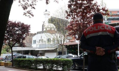 Arnavutluk’ta Dine Hoca Cami’nde ki bıçaklı saldırıda 5 kişi yaralandı!.