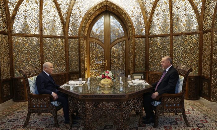 Cumhurbaşkanı Erdoğan ile Devlet Bahçeli iftarda buluştu!.
