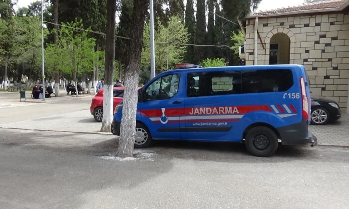 Sopalarla dövülüp, tekrar evine bırakılan adam hayatını kaybetti!.