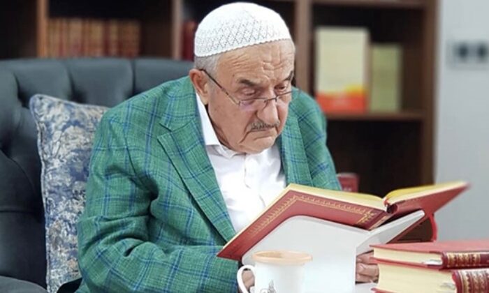 Bediüzzaman Said Nursi’nin son talebelerinden Hüsnü Bayramoğlu, Rahmet-i Rahman’a kavuştu!.