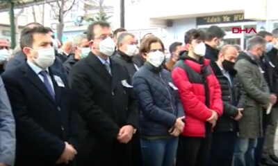 Onlarda Namaz böyle kılınıyor! Canan Kaftancıoğlu, virüsten hayatını kaybeden yardımcısının Cenaze Namazı’nda..