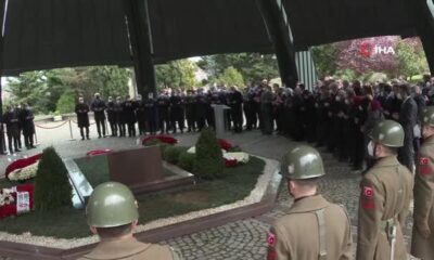 Cumhurbaşkanı Erdoğan, Adnan Menderes’in kabrini ziyaret etti!. (video haber)