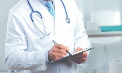 Gündüz doktor, gece uyuşturucu kaçakçısı!.