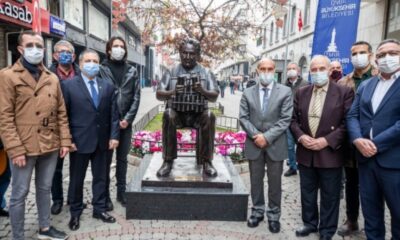 Başka işleri yok nasıl olsa! İzmir Büyükşehir Belediyesi, şehirdeki heykelleri saydıracak!.