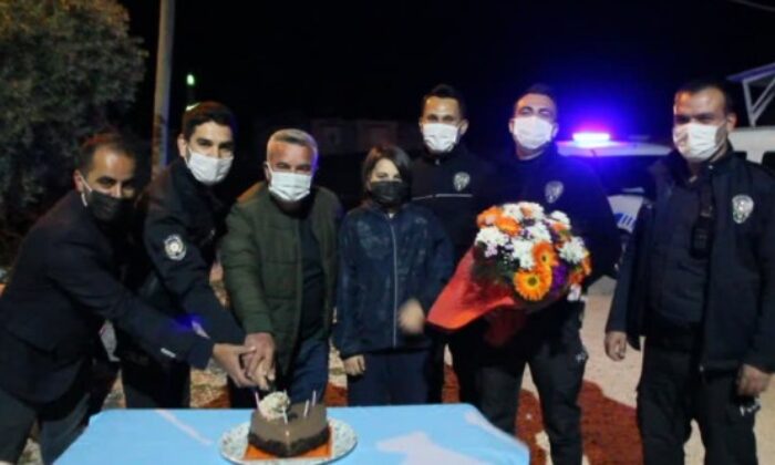 Kavga ihbarıyla çağırılan polislere sürpriz kutlama..