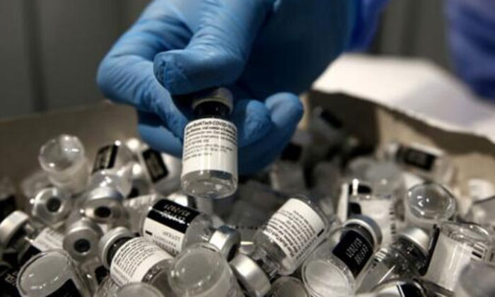 Pfizer/BioNTech aşısı olanlarda kalp kası iltihabı görüldüğü iddia edildi!.
