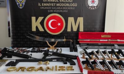 Sedat Peker operasyonunda ele geçirilen cephanelikler sergilendi!.