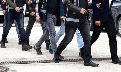 İzmir’de FETÖ operasyonu! 15 kişi tutuklandı!.