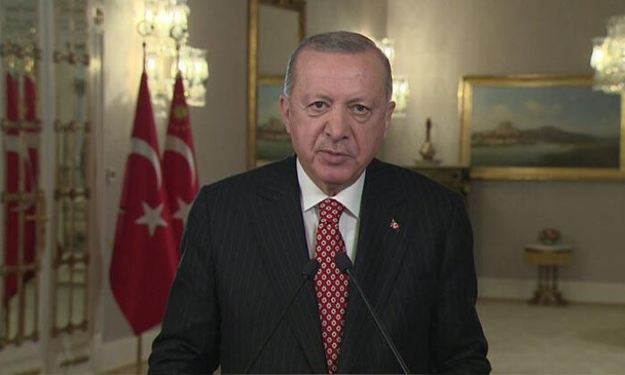 Cumhurbaşkanı Erdoğan: “Okçuların yazdığı destanı SİHA’larla tekrarlıyoruz!.”