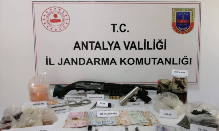 Antalya’da uyuşturucu operasyonu..