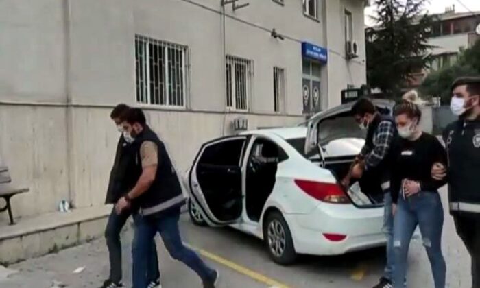 Avcılar’da sosyal medya üzerinden uyuşturucu satanlar yakalandı!.