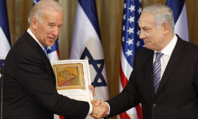 Siyonist köpekler dünyanın aklıyla alay ediyorlar!. Önce uçak dolusu silah yolladı sonra ateşkes istedi!.