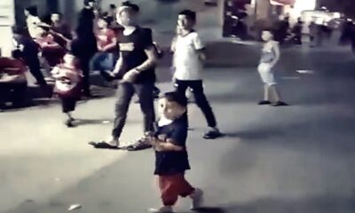 Filistin’de çocuk olmak! Bombardıman sürerken, oyun oynamaya devam ettiler!.