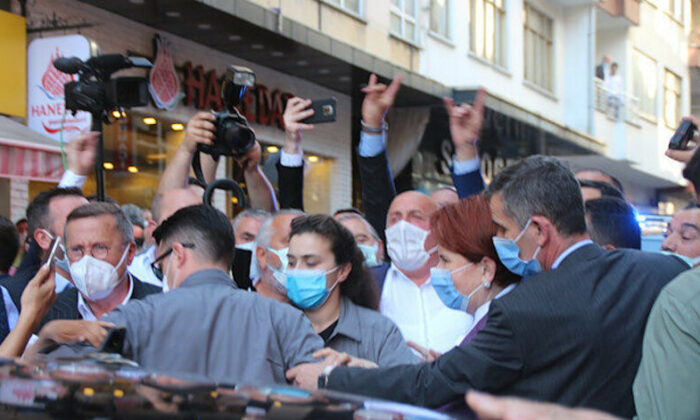 Meral Akşener’e Rize Çayeli’nde şok! “Terörist Akşener” sloganları yükselince ilçeden ayrılmak zorunda kaldı!.