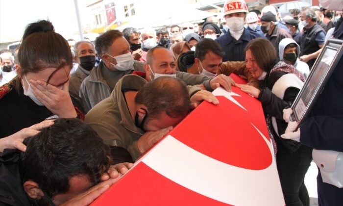 Irak Şehidi Eyyüp Gergin’e veda..