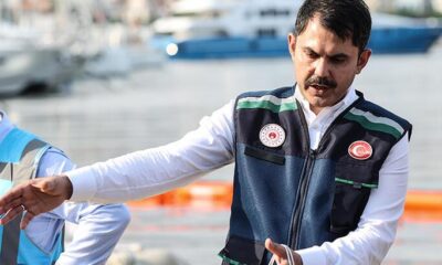 Bakan Kurum, Marmara Denizi’nde 4 bin 555 metreküp müsilajın temizlendiğini açıkladı!.