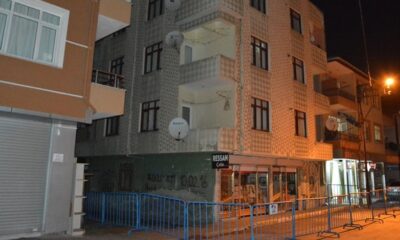 İstanbul Pendik’te depremin ardından tahliye edilen bina mühürlendi!. (video haber)