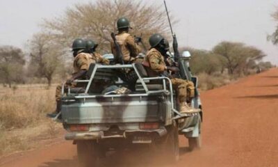 Afrika ülkesinde silahlı saldırı! 11 polis öldü!.