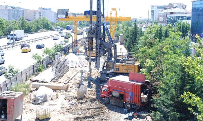İBB, Üsküdar-Sultanbeyli metro hattında ağaç katliamı yapıyor!.