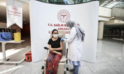 Ankara Esenboğa Havalimanı’nda aşı uygulama standı açıldı!.