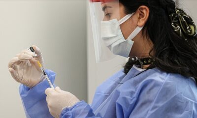 Yunanistan’da gençlere aşı olmaları için 150 euro verilecek!.