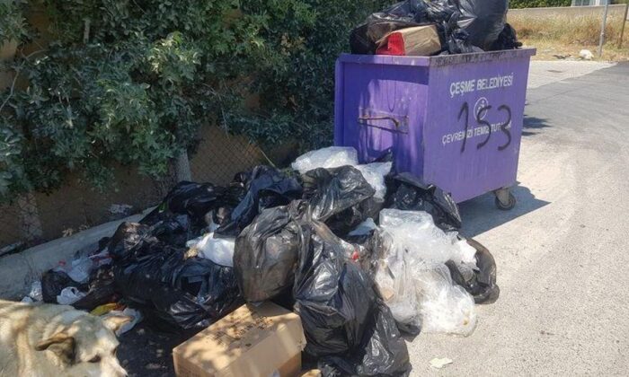 Bir CHP klasiği! Çeşme’de çöp dağları oluşmaya başladı!.