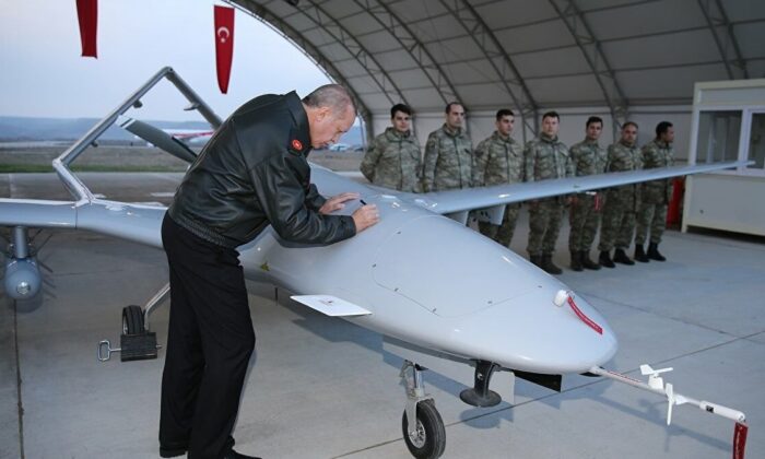 Yine dünya basınında manşetlerdeyiz! Reuters: “Türkiye İHA pazarında öncü bir aktör..”