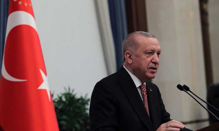 Cumhurbaşkanı Erdoğan AK Partili belediye başkanlarıyla buluştu!.