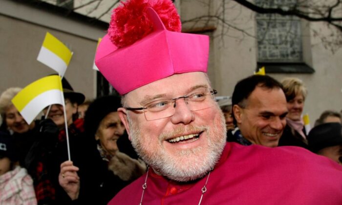 Alman kardinal Marx, cinsel istismar skandallarının ardından istifa etti!.