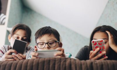 Uzmanlar uyardı! Çocuklara sosyal medya hesabı açmak tehlikeli..